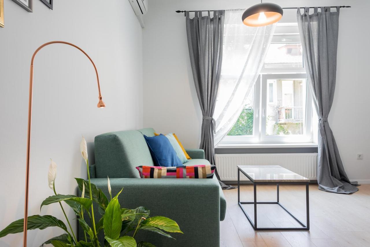 Go2Zagreb Chick Apartment Private Parking Available Екстер'єр фото